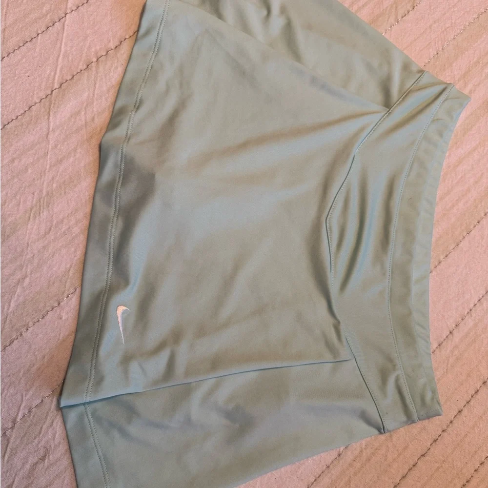 Nike Women's‎ Mint Green Skort